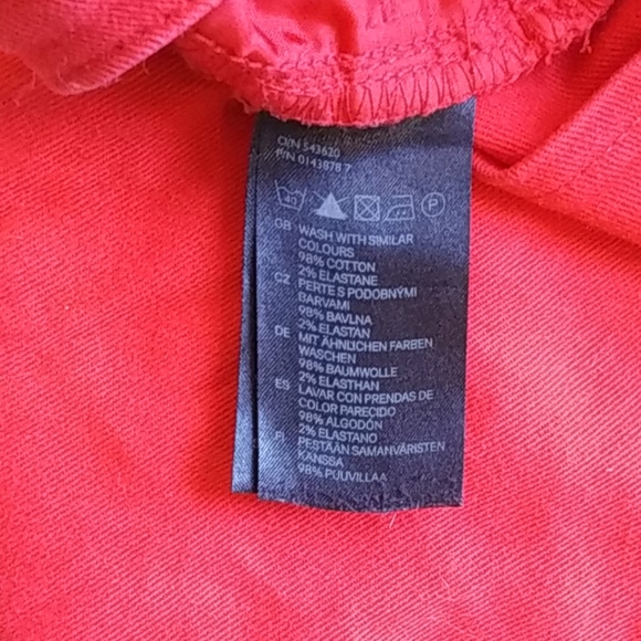 SOLD H&M red jeans - Picture 10 of 10